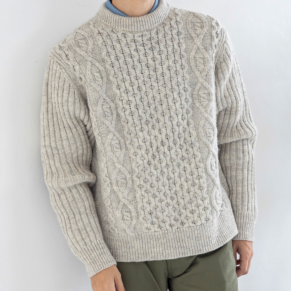 HIGHLAND 2000（ハイランド2000） アラン模様革パッチ付セーター 英国