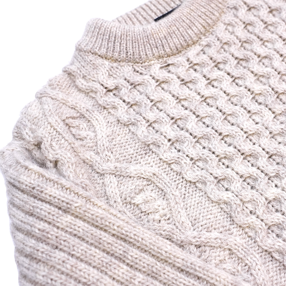 HIGHLAND 2000（ハイランド2000） アラン模様革パッチ付セーター 英国