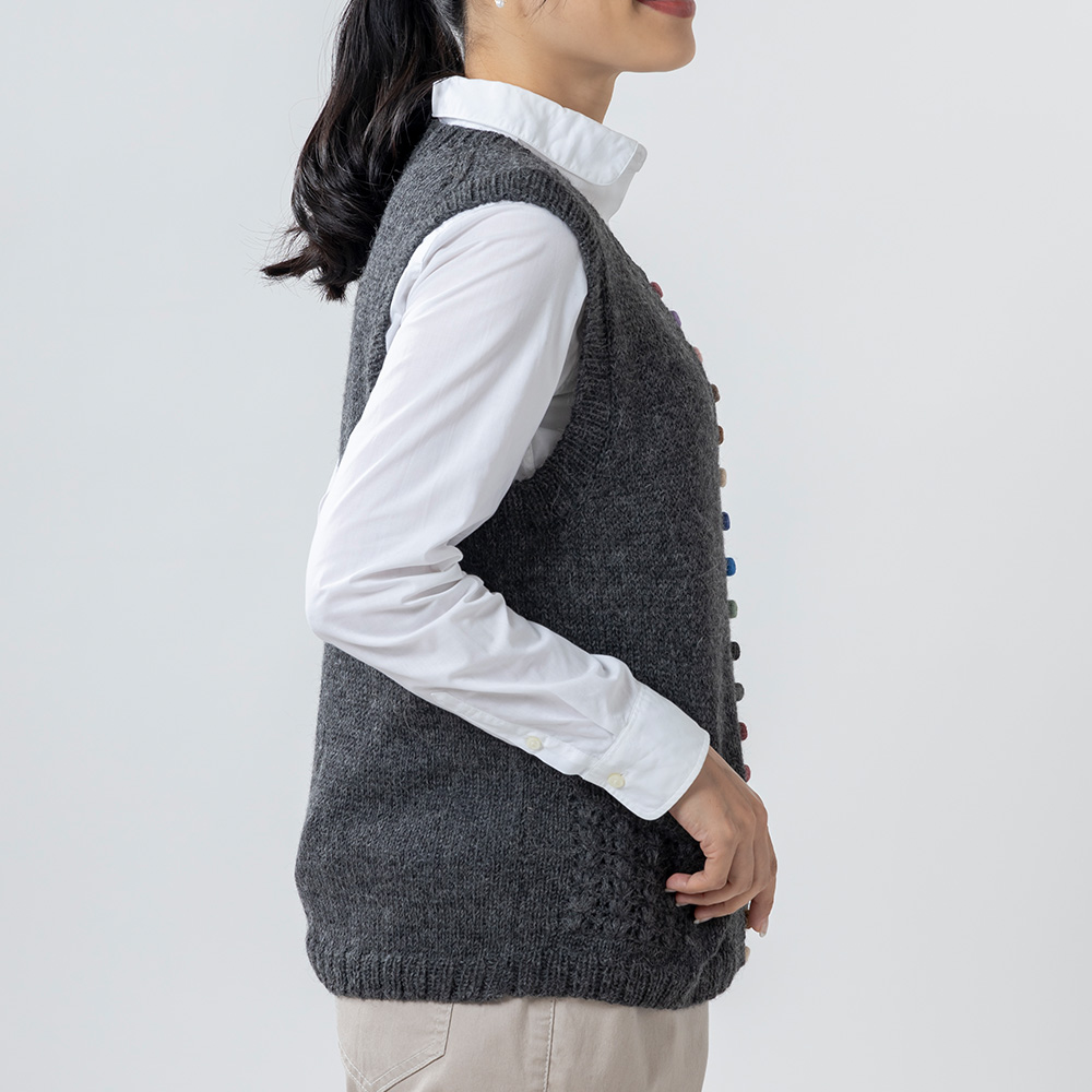 ペルー製 アルパカ カラフルボタンベスト レディース 女性 秋冬 手編み