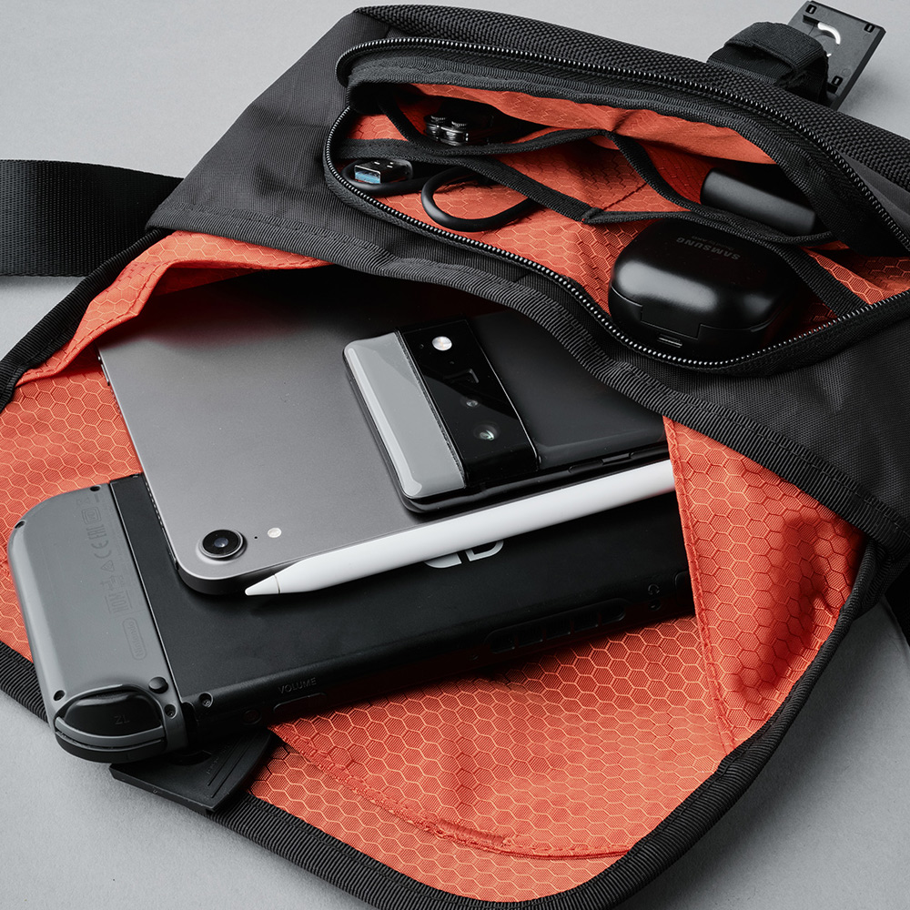日本正規代理店 AIR SLING V2 スリング ボディバッグ ショルダー