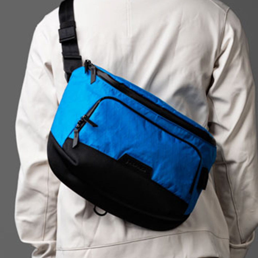 BRAVO SLINGMAX スリング ショルダーバッグ 斜め掛け 通勤 旅行