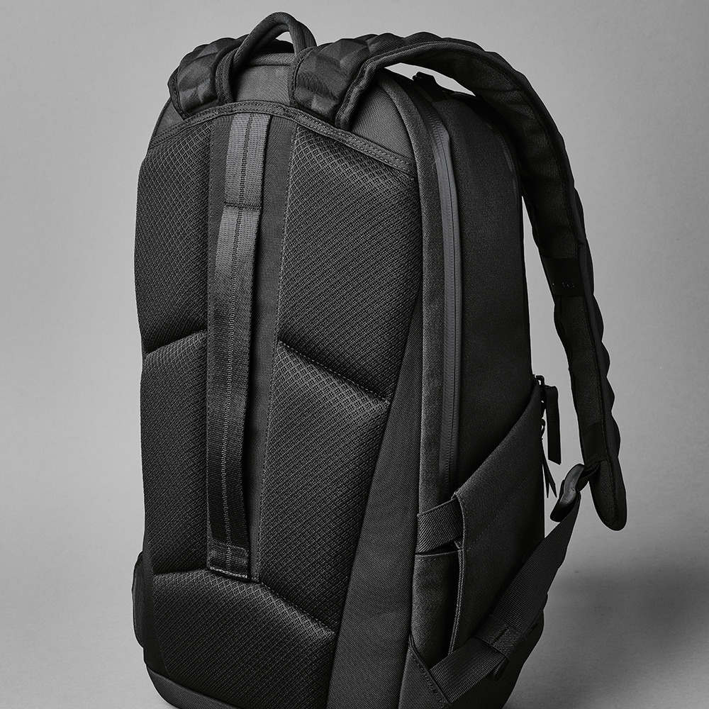 ELEMENTS BACKPACK PRO X-Pac 26L アルパカ 黒 バックパック ELEMENTS BACKPACK PRO X-Pac 26L リュック 通勤