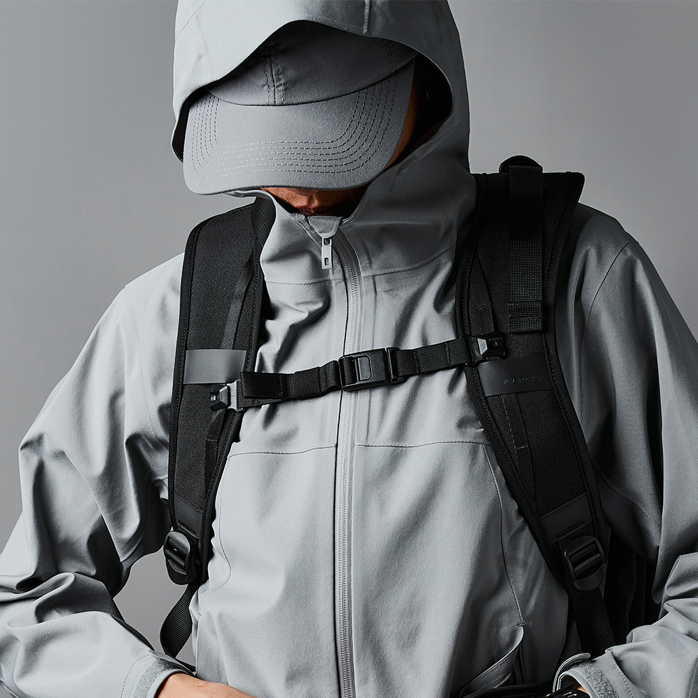 ALPAKA バックパック ELEMENTS TRAVEL BACKPACK AXOFLUX リュック