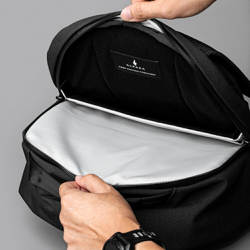 ALPAKA バックパック METRO BACKPACK PRO リュックサック 24L