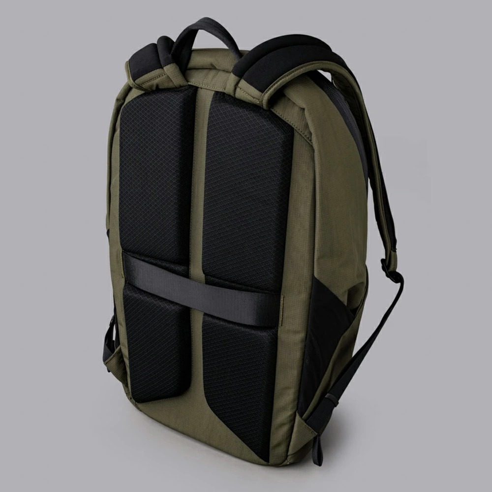 ALPAKA バッグパック BRAVO BACKPACK 23L リュック 通勤 旅行 ビジネス
