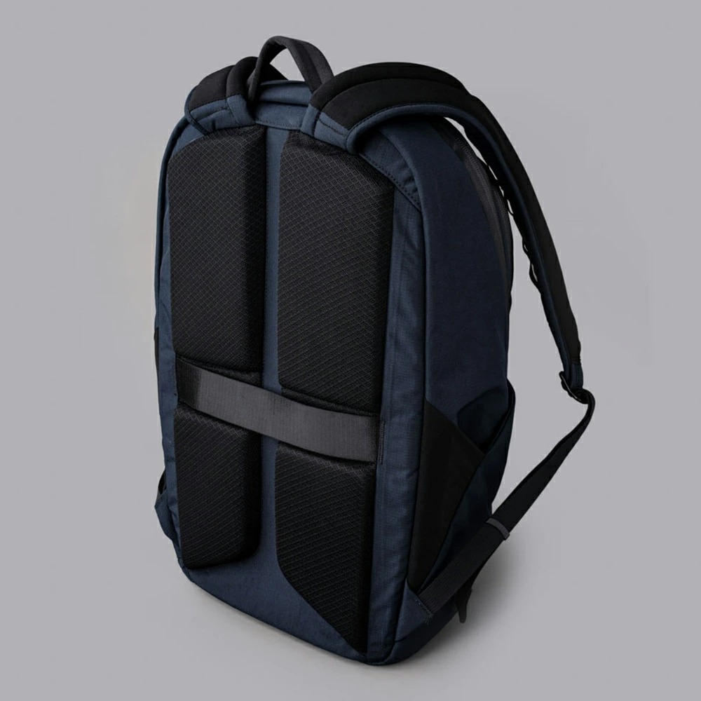 ALPAKA バッグパック BRAVO BACKPACK 23L リュック 通勤 旅行 ビジネス