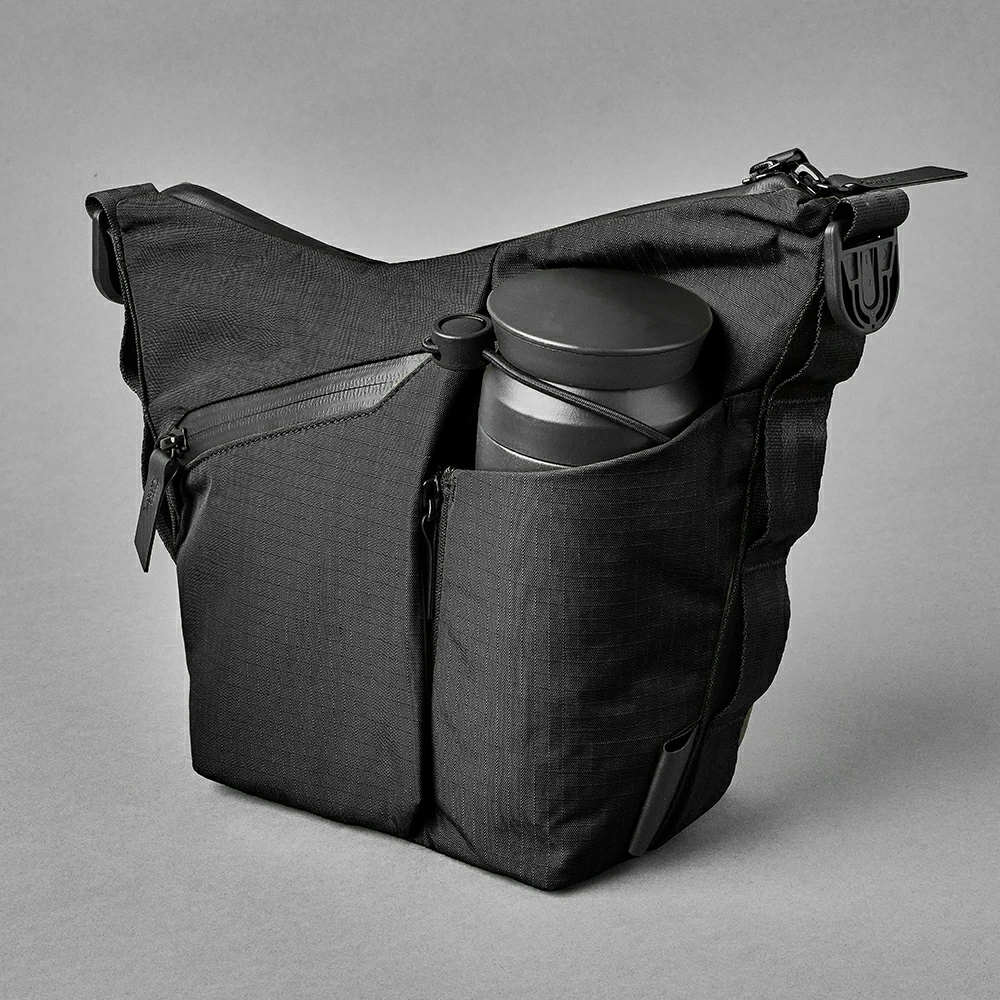 ⭐︎saco⭐︎ MIKA2wayスリングバック ALPAKA FLOW SATCHEL 2L スリングバッグ ショルダーバッグ 斜め