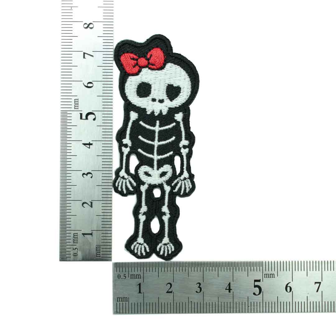 ワッペン アイロン ガイコツ しゃれこうべ 骸骨 かわいい キャラクター