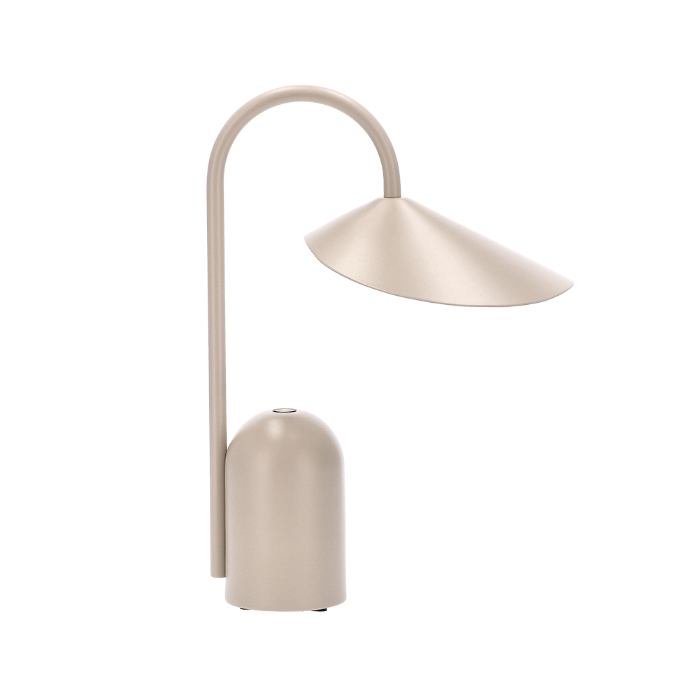 連休中も休まず配送 【並行輸入品】 ファームリビング Ferm Living アールム ポータブルランプ Arum 卓上ライト |  | 02