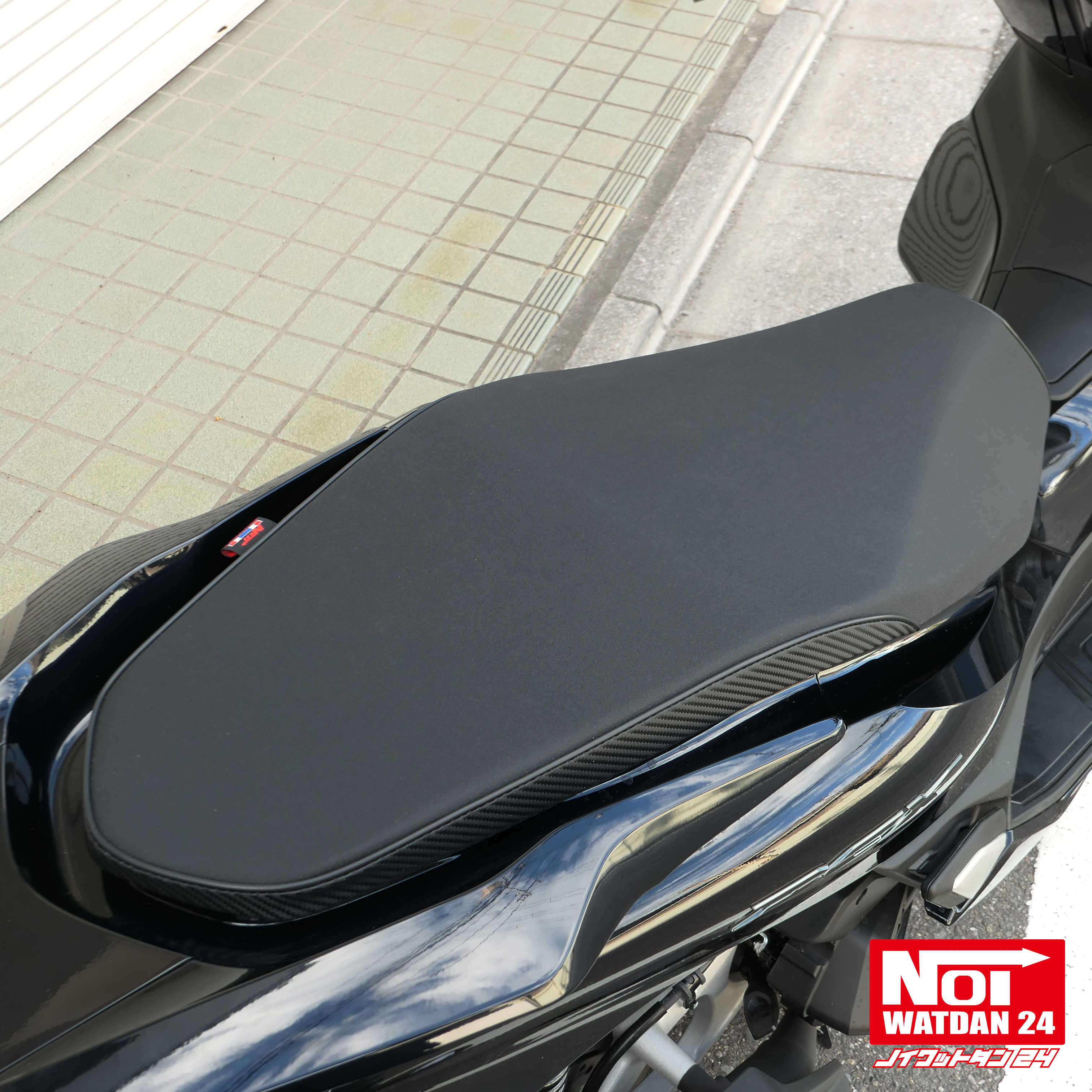 ローダウンシートPCX160 PCX125　NOI WATDAN24 PCX ローダウン シート PCX160 PCX150 PCX125 NOI WATDAN24 フラット