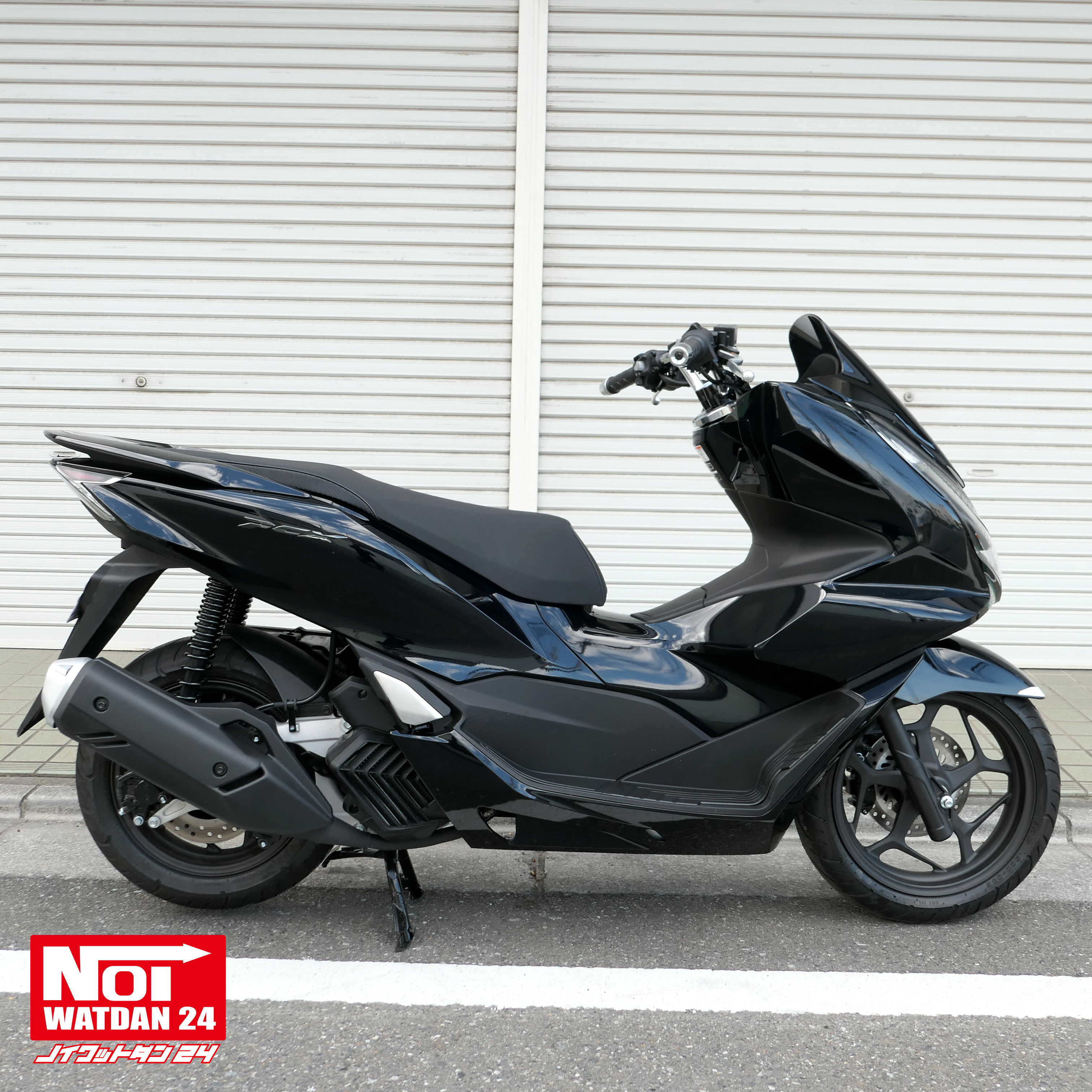 リ*ウ様 NOI WATDAN 24＿PCX160/PCX150/PCX125 PCX ローダウン シート PCX160 PCX150 PCX125 NOI WATDAN24 フラット