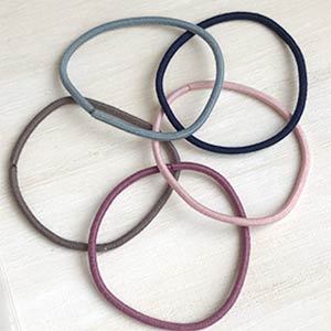 専用ポーチ付き ヘアゴム95本入 り 5色ミックス ひよこポーチ ブ