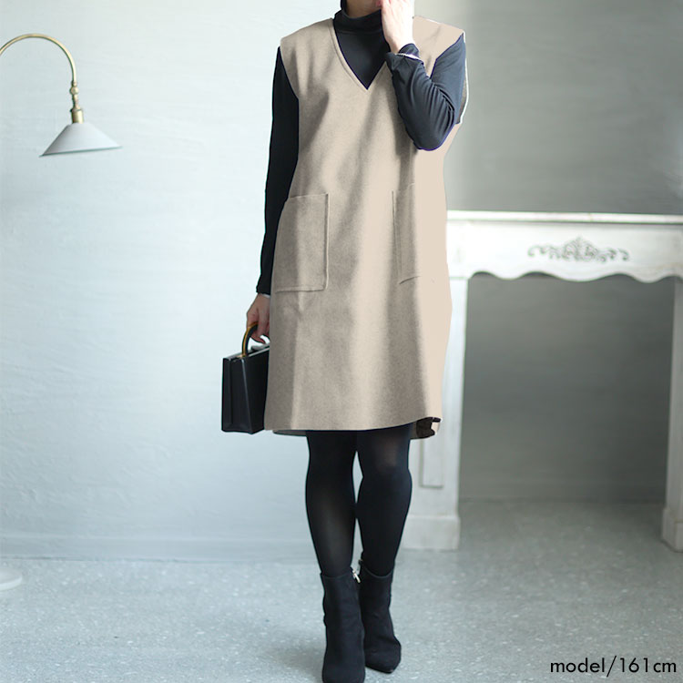 タートルネックトップス＆ジャンパースカートセット