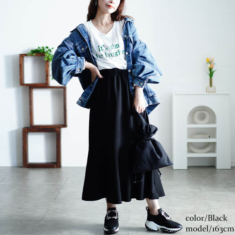 美品*ポールカ*紺色デザインスカート 38サイズ 伊勢丹購入｜ポールカ 