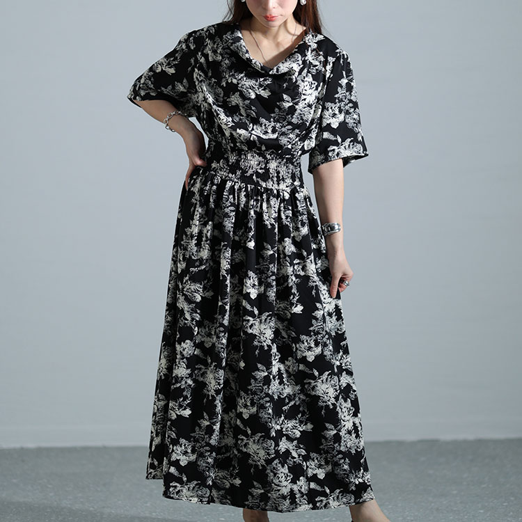 大きいサイズ レディース ワンピース ロング 半袖 シャーリング 花柄 ドレープネック フレア ゴム 春コーデ 春 夏 秋 LL 2L 3L 4L 5L ブラック 黒 体型カバー | GOLDJAPAN | 01