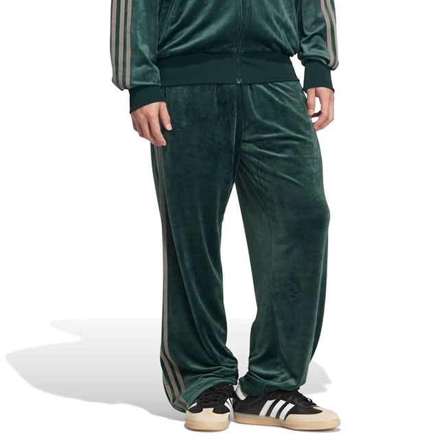 日本企画 adidas アディダスオリジナルス ベロア ファイヤーバード