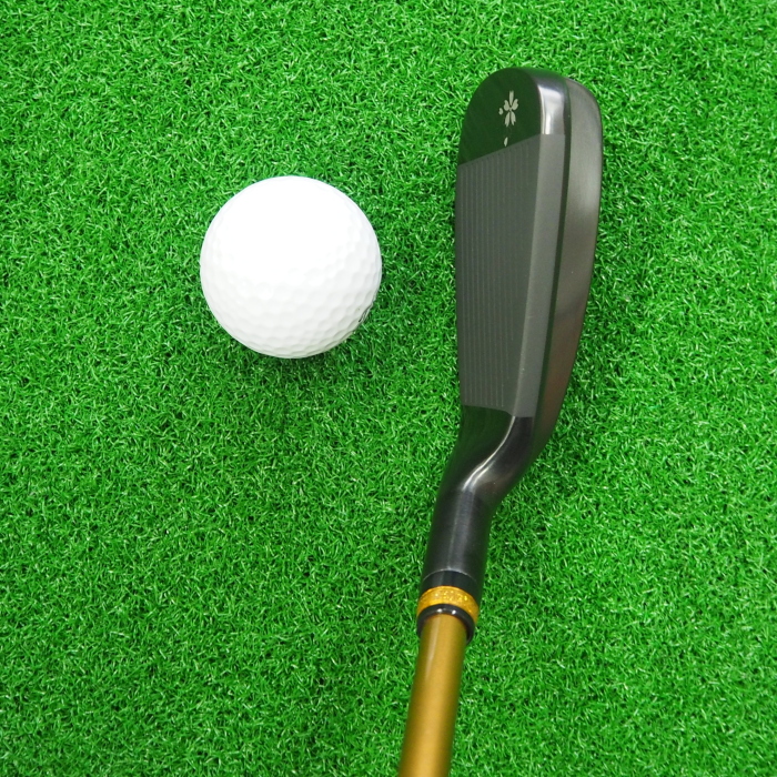 【新品】ムツミ ホンマ フルチタンアイアン カーボンシャフト 5本組 SR MUTSUMI HONMA（ムツミホンマ） ムツミ ホンマ フルチタンアイアン