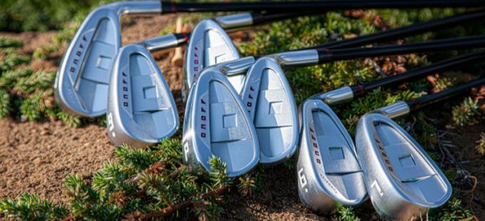 AKA オノフ アイアン 赤 7本セット（6〜SW） KBS TOUR LITE 100