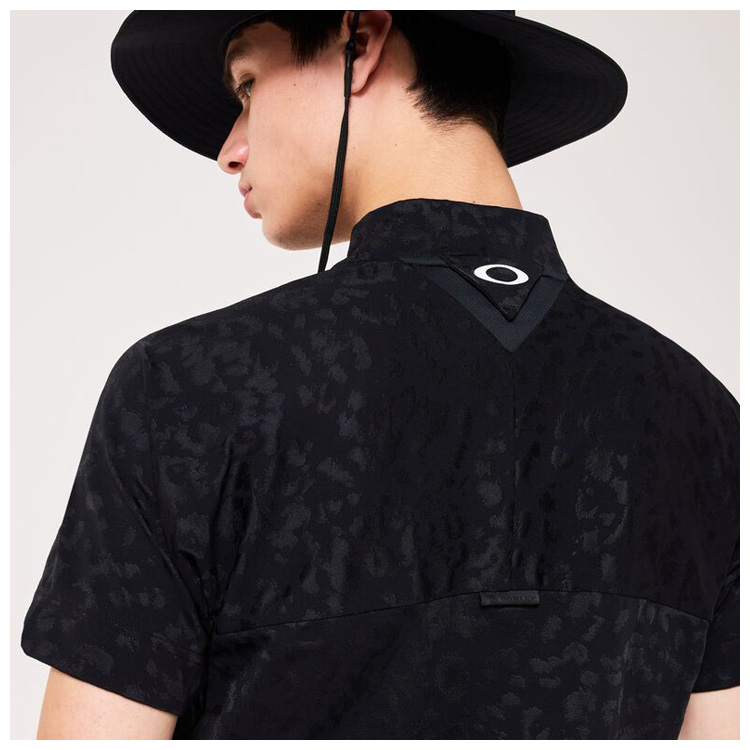 OAKLEY（オークリー） 半袖ハイネックシャツ スカル スポッテド ジャ