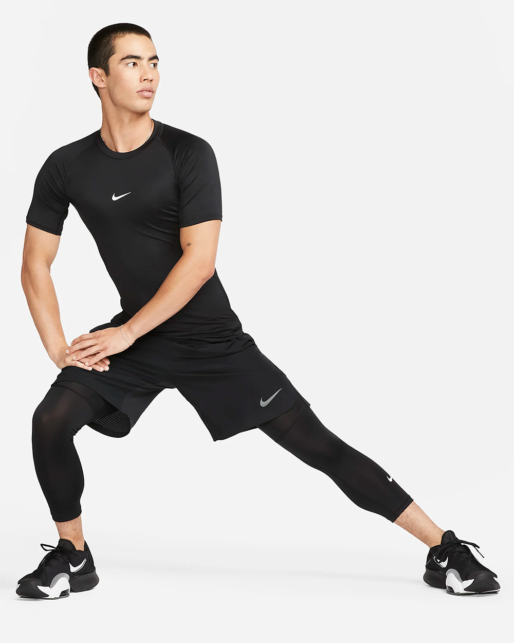ナイキ 日本正規品 2024SP メンズ ナイキ プロ メンズ Dri-FIT タイト ショートスリーブ フィットネストップ ブラック/ホワイト FB7933-010