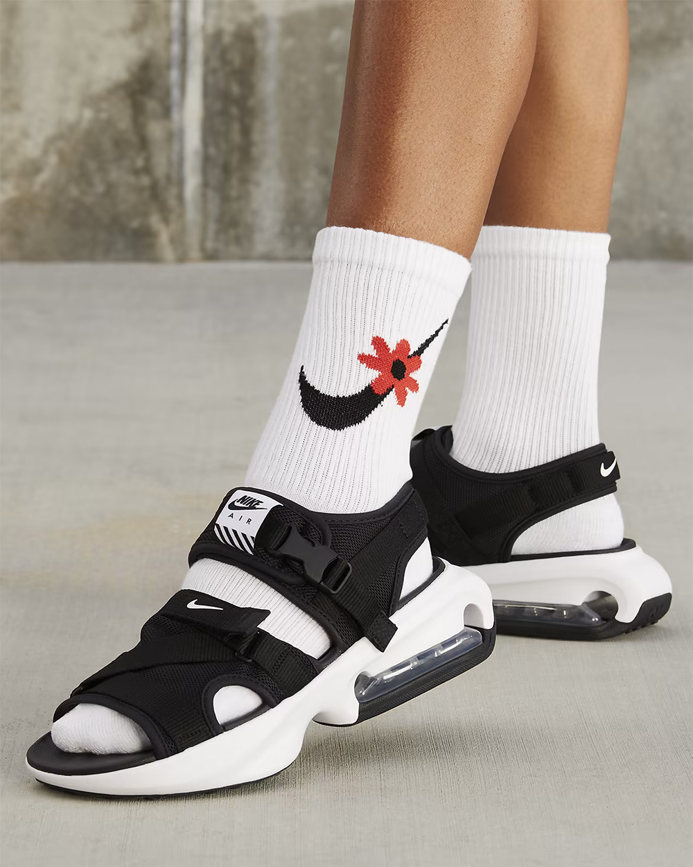 ナイキ 日本正規品 2025SU レディース WMNS AIR MAX SOL SANDAL ウィメンズ エアマックス ソルサンダル ブラック/ホワイト/ホワイト FD5982-002