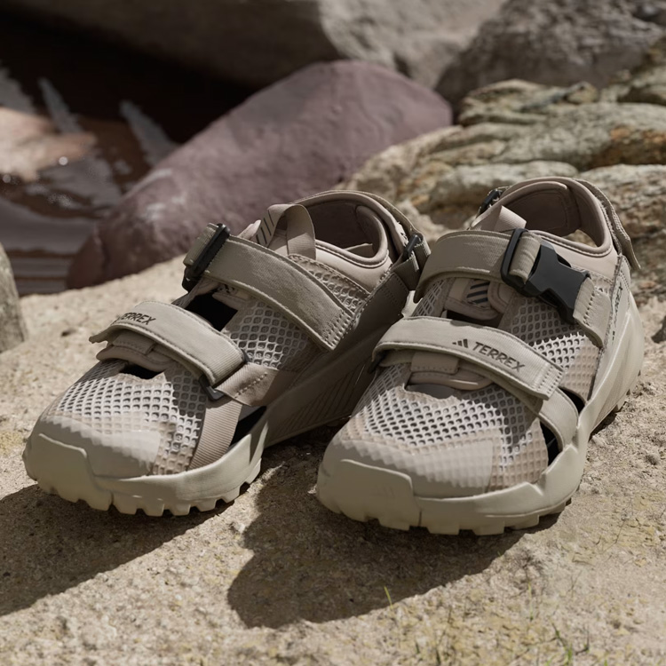 adidas（アディダス） テレックス adidas TERREX HYDROTERRA AT