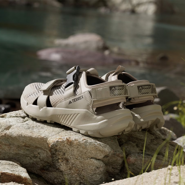 adidas（アディダス） テレックス adidas TERREX HYDROTERRA AT