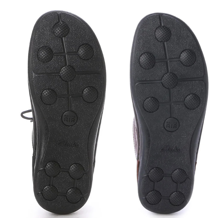 新品　最高級　Clarks　ネイチャースリー　シボ革　25.5 ウォーキング Nature Three / ネイチャースリー （ブラック） -Clarks