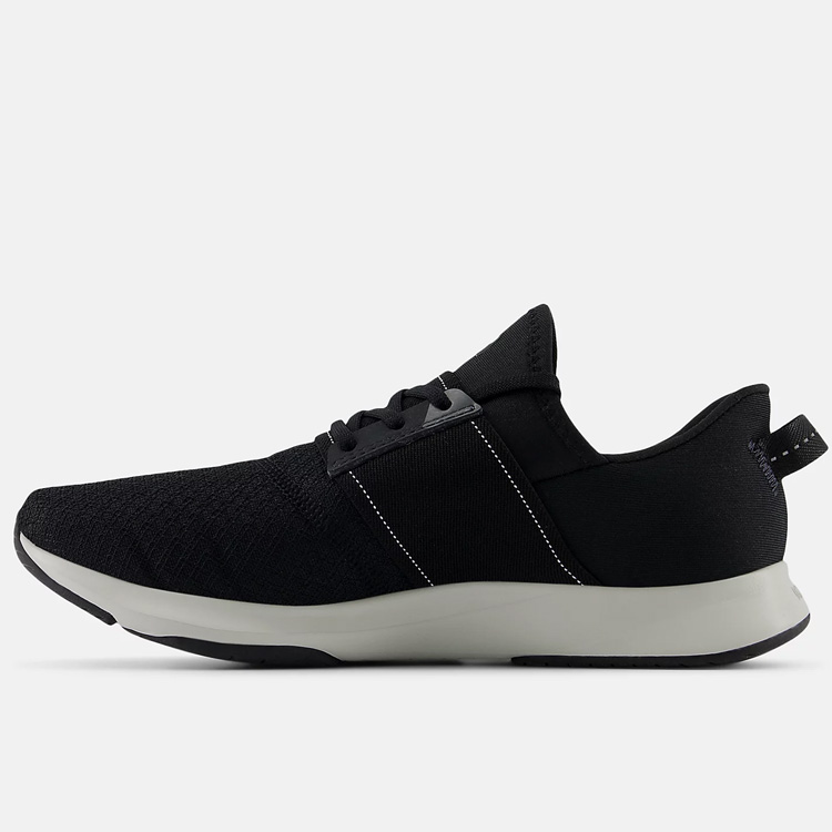 New Balance（ニューバランス） トレーニングシューズ レディース