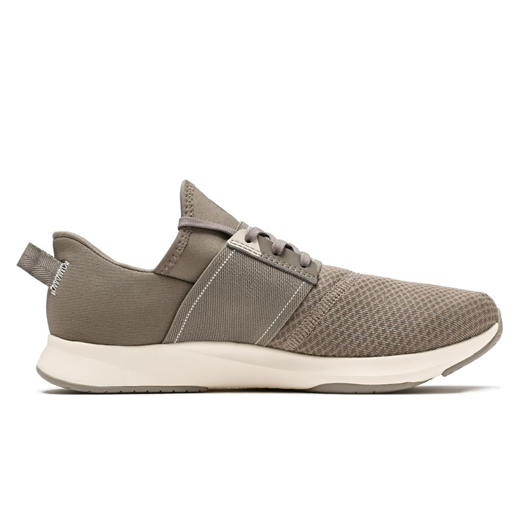 New Balance（ニューバランス） トレーニングシューズ レディース