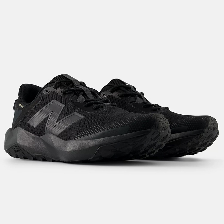 New Balance（ニューバランス） ランニングシューズ ナイトレイル