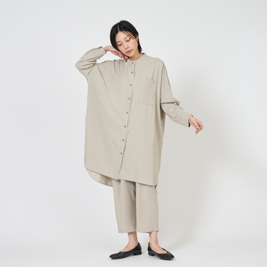mizuiroind（ミズイロインド）の「mizuiro ind スタンドカラー