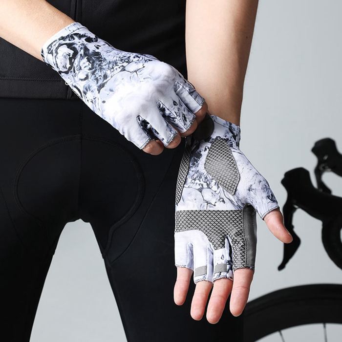 グローブ メンズ 夏用 冷感手袋 薄手 UVカット 日焼け止め 指出し 5本切り 滑り止め |  | 08