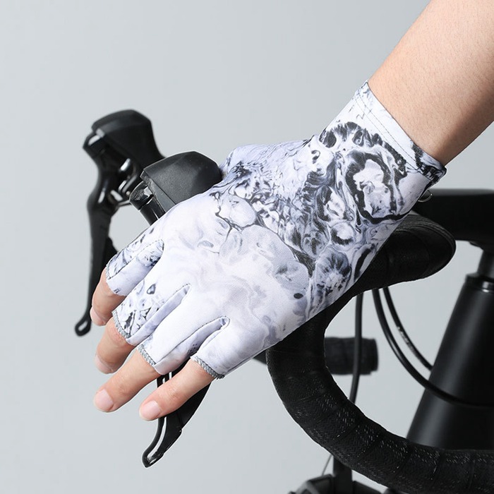 グローブ メンズ 夏用 冷感手袋 薄手 UVカット 日焼け止め 指出し 5本切り 滑り止め |  | 09