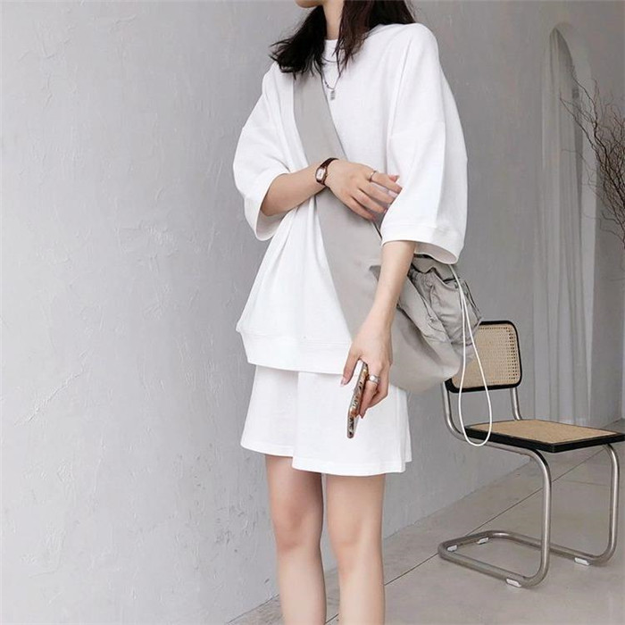 上下セット セットアップ ゆったり Ｔシャツ ショートパンツ ルームウェア 部屋着 スポーツウェア 涼しい 夏 |  | 01