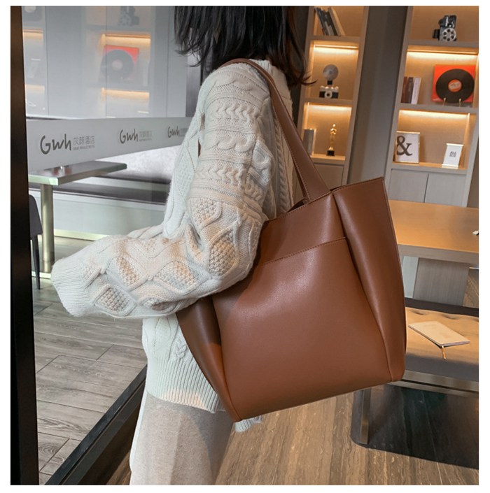 トートバッグ レディース 通勤 A4サイズ 鞄 多収納 合皮 かばん 肩掛け 太め PUレザー 通勤バッグ 仕事 オフィス ビジネストートカバン |  | 09