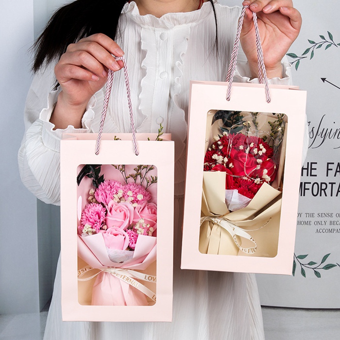 ソープフラワー 花束 ボックス付き 紙袋付き 7輪 ブーケ フレグランスソープフラワー 枯れない花 花 造花 プレゼント ギフト 母の日 バレンタイン 誕生日 |  | 09