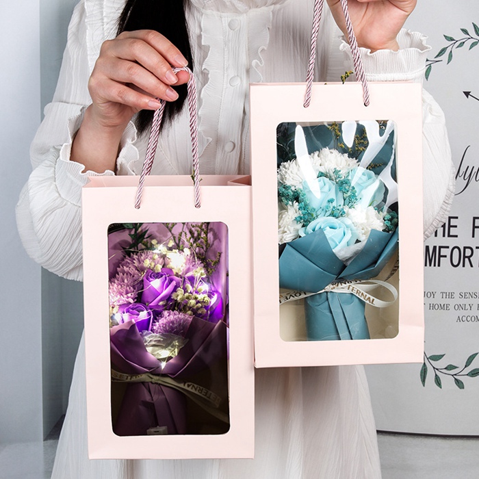 ソープフラワー 花束 ボックス付き 紙袋付き 7輪 ブーケ フレグランスソープフラワー 枯れない花 花 造花 プレゼント ギフト 母の日 バレンタイン 誕生日 |  | 10