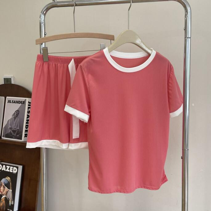 ルームウェア レディース 夏 接触冷感 パジャマ Tシャツ ショートパンツ 上下2点セット セットアップ 薄手 快適 柔らか 吸汗 通気 ゆったり |  | 01