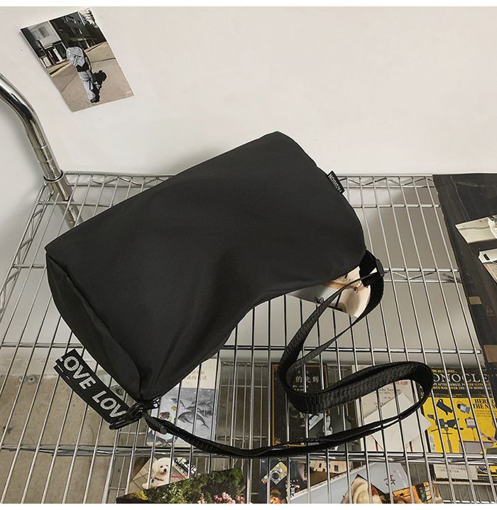 ショルダーバッグ メンズ レディース 男性 カバン ショルダーバック ナイロンバッグ 肩掛けバッグ 軽量 軽い バッグ |  | 05