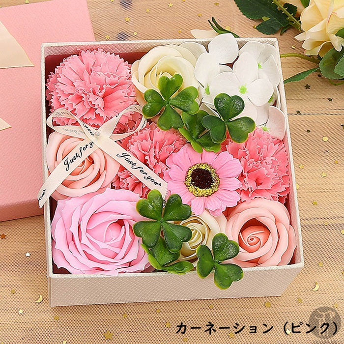 ソープフラワー バレンタインデー ホワイトデー 母の日 スクエアボックス ギフト バラ 花 ハート形ボックス 石鹸 香り フラワーソープ せっけん |  | 04