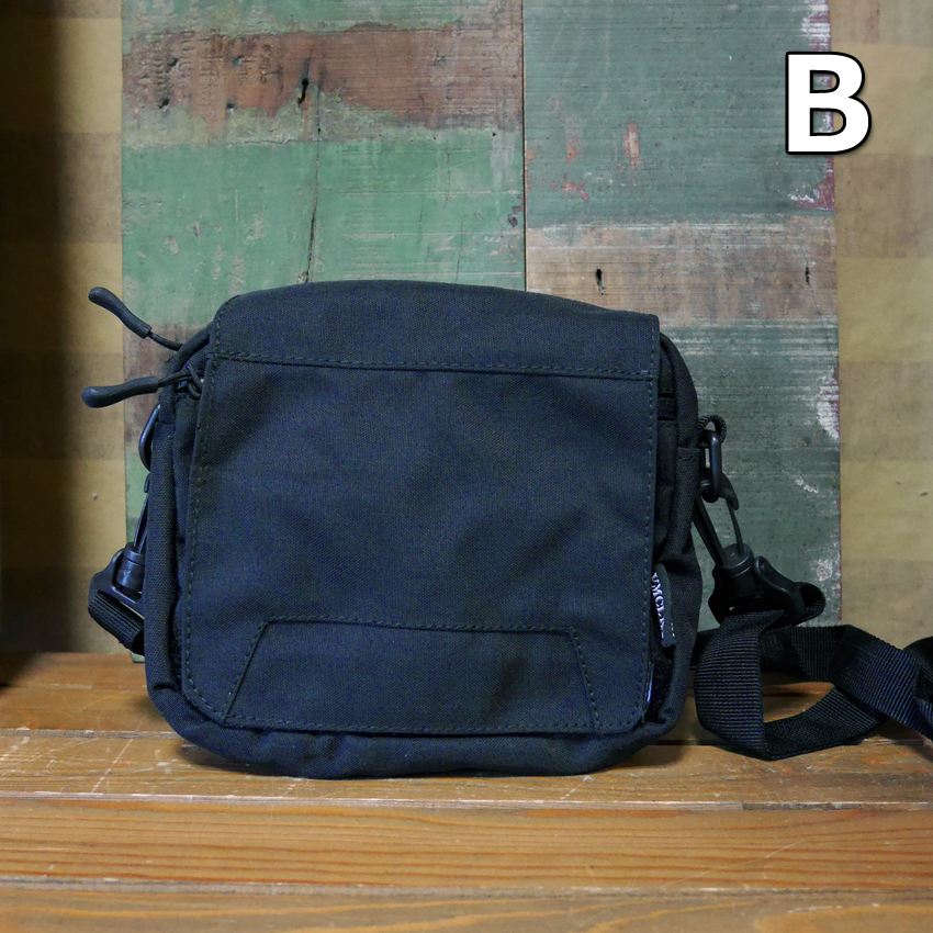 コンパクト ショルダーバッグ ミリタリー バッグ アーミー