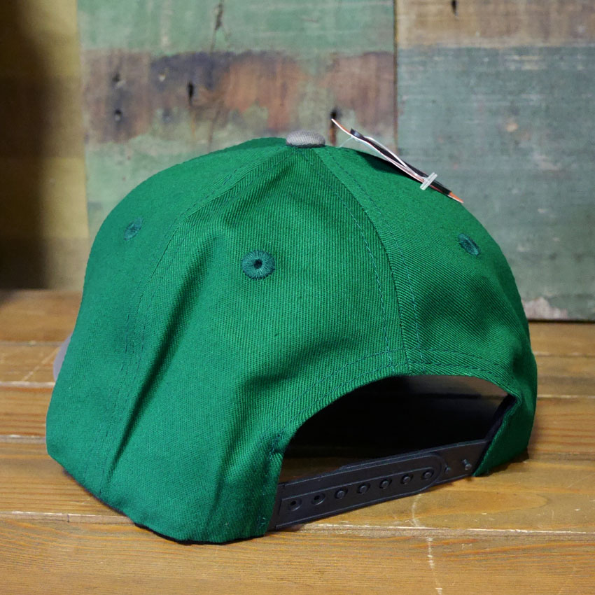[激レア]　PLAVE 帽子(緑色) キャップ 1点物◇USAブランド緑ニワトリ刺繍ベースボールキャップ古着