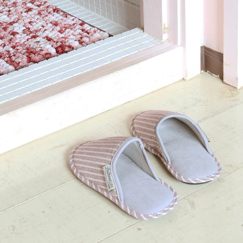 ルームシューズ