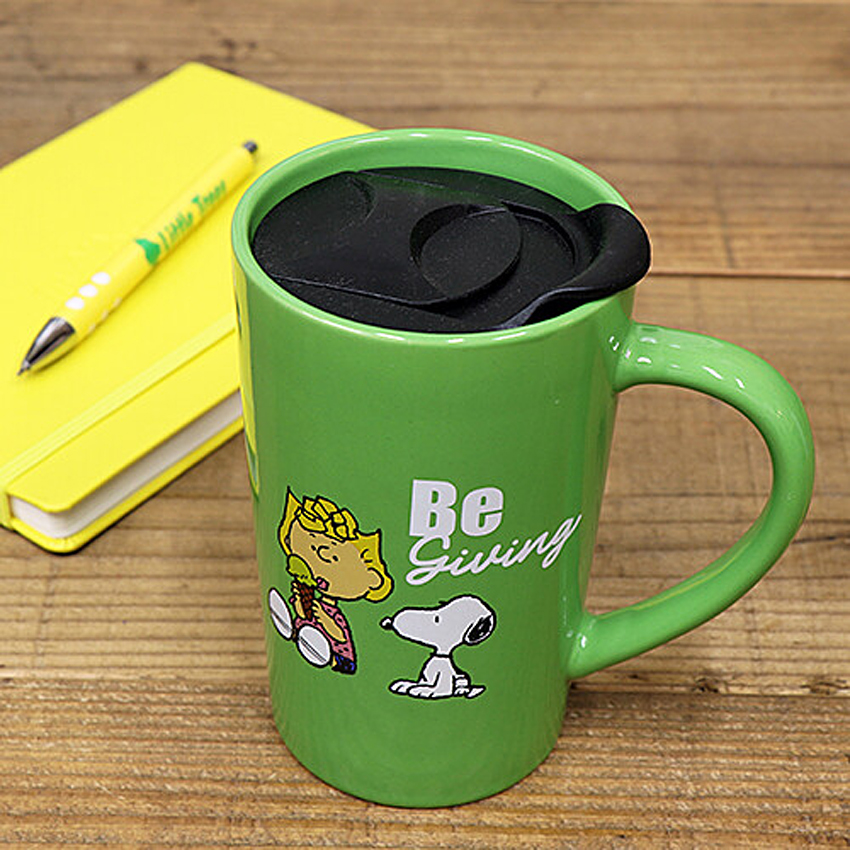 SNOOPY スヌーピー トラベル マグ 18oz. ふた付き マグカップ