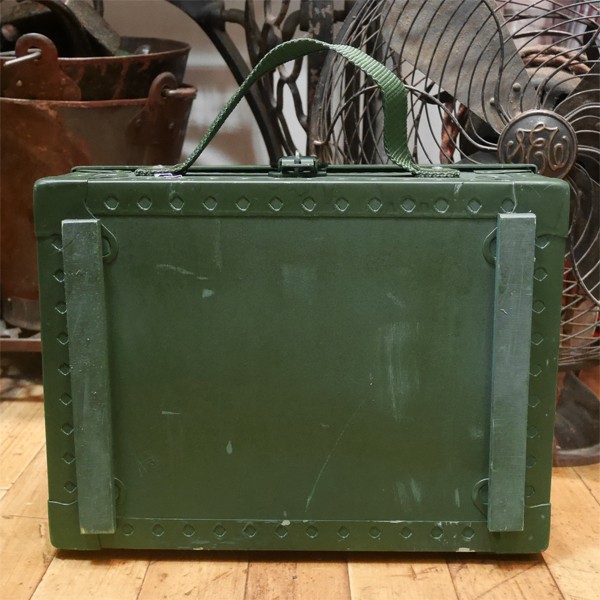 スゥエーデン軍アンモボックス Amazon｜スウェーデン軍 アンモボックス ウッド USED BX181UN