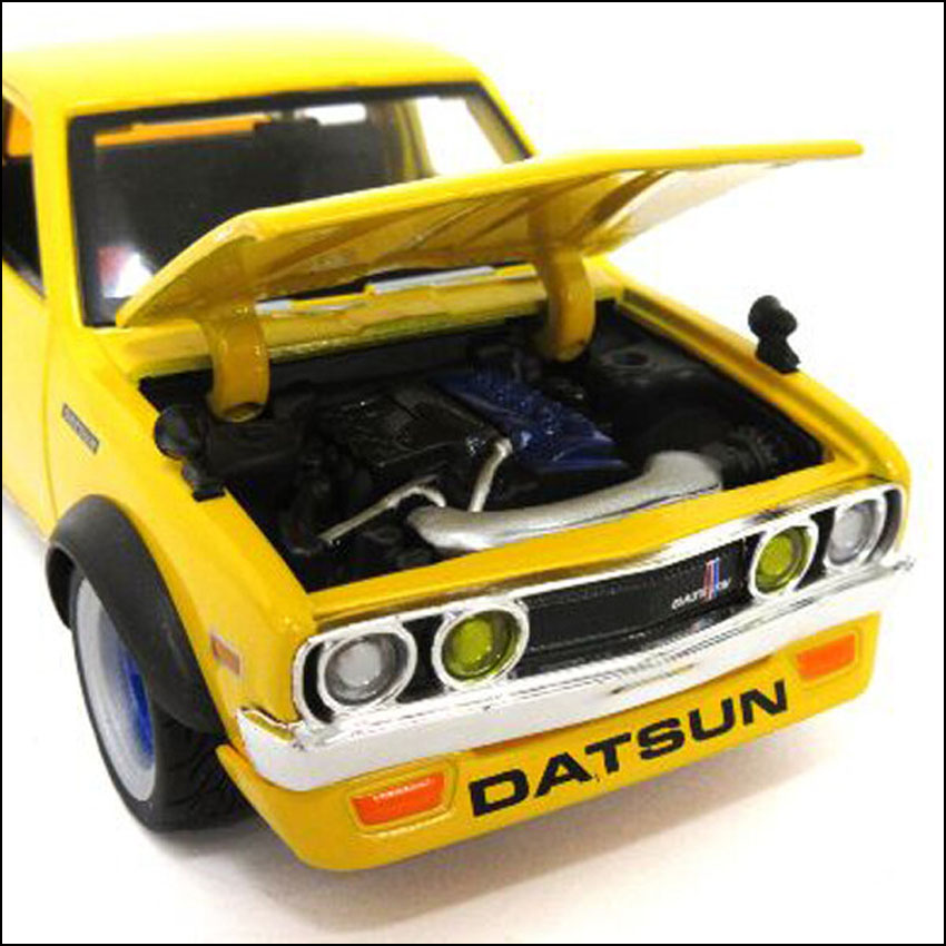 レア!  1/43 ★ スズライト　ピックアップ　昭和　レトロ マイスト ダットサン ピックアップ トラック Maisto 1/24 レトロ