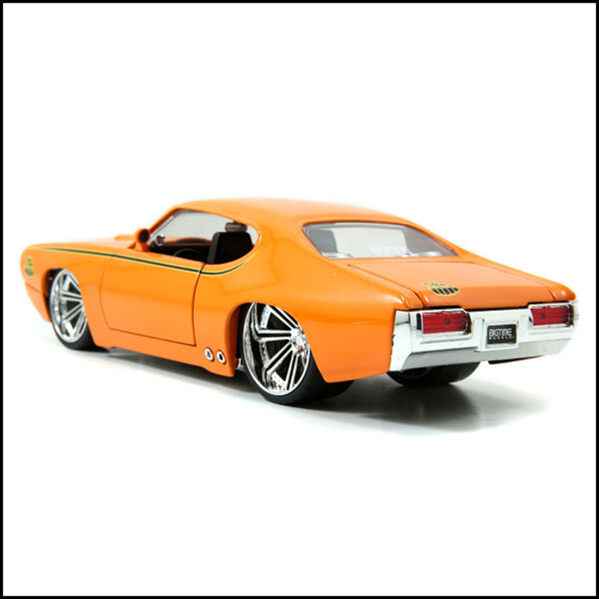 ミニカー jadatoys 1/24 COLLECTOR'S CLUB GTO Jada ポンティアック 1969 Pontiac GTO Judge 1/24 レトロ