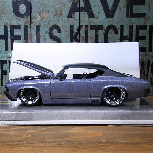 シボレー シェベル ミニカー 1/24 JADA TOYS 1969 CHEVY CHEVELLE SS