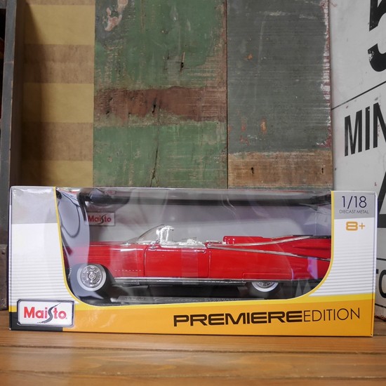キャデラック エルドラド RED 1959 MAISTO 1/18 レトロミニカー